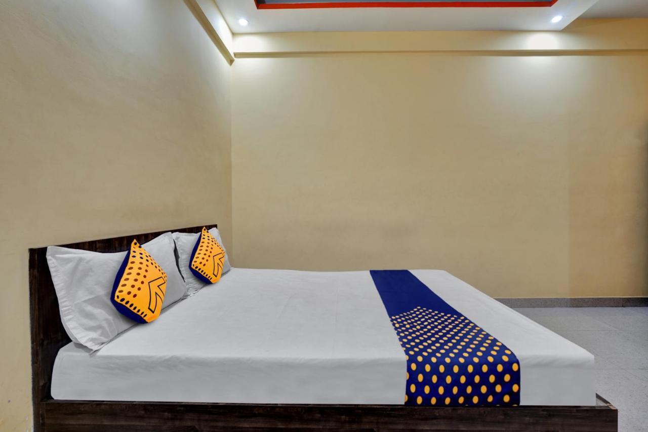 Hotel Spot On Anugraha Residency à Kumbalgod Extérieur photo
