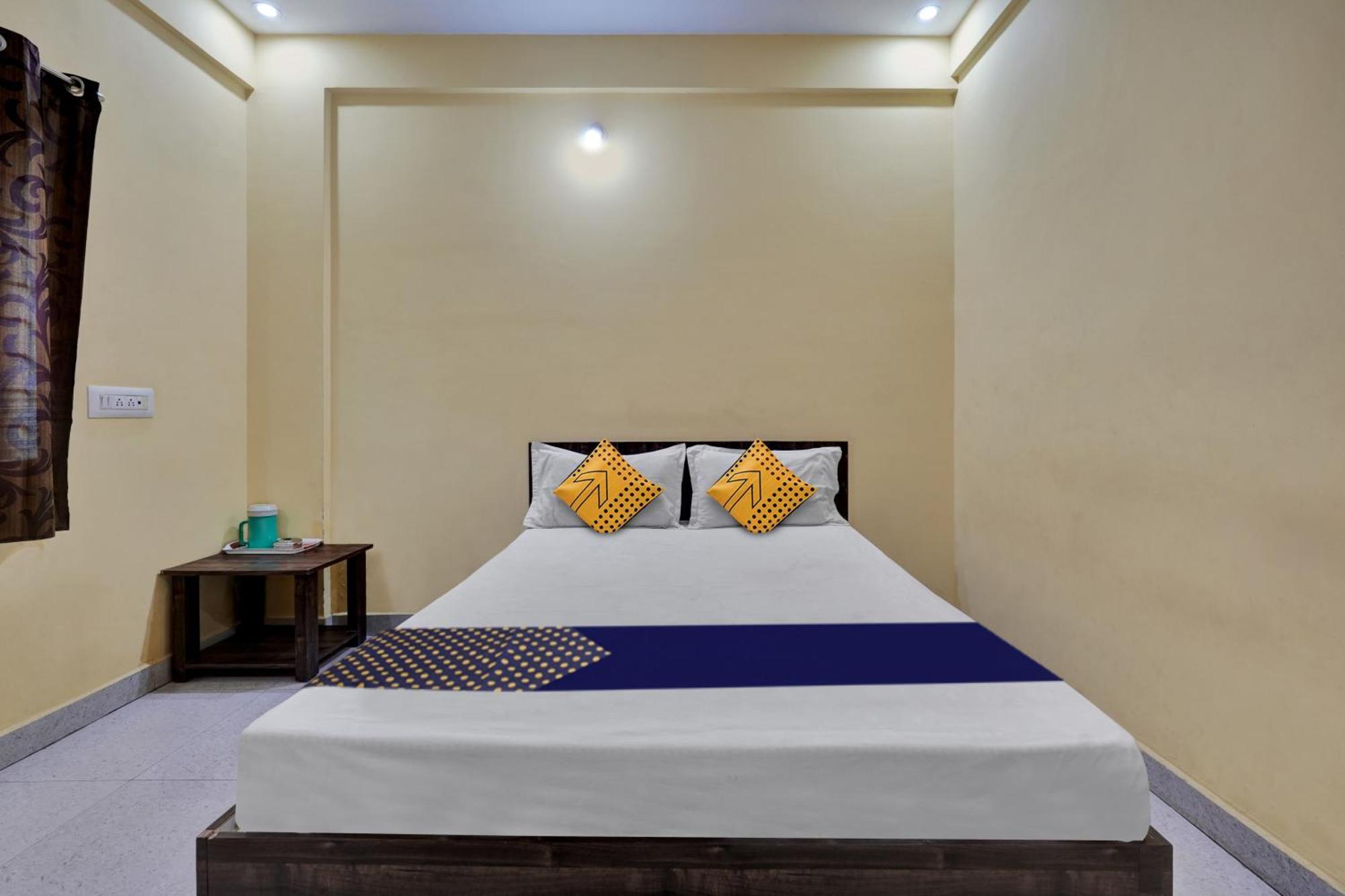 Hotel Spot On Anugraha Residency à Kumbalgod Extérieur photo